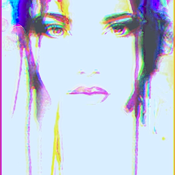 Meet your Posher, Mari - Picture 1 of 1